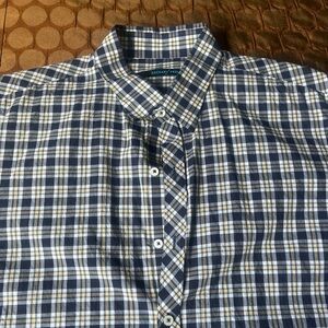 Zachary Prell, Men’s Short sleeve button down. XXL.
